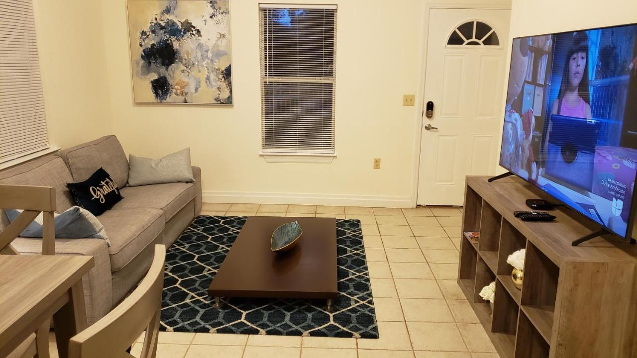 Modern House Minutes From Downtown Gainesville, Uf, Va & More! Exterior photo