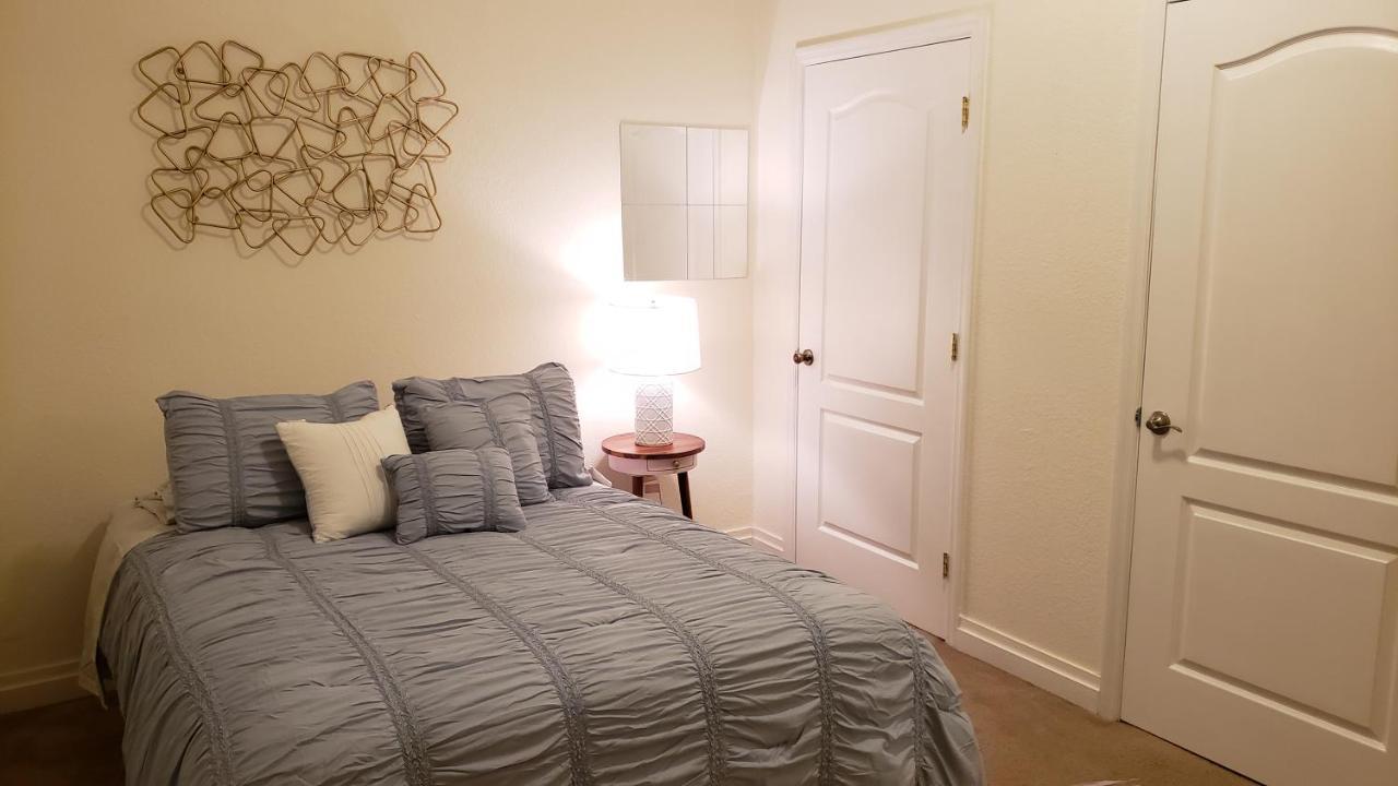 Modern House Minutes From Downtown Gainesville, Uf, Va & More! Exterior photo